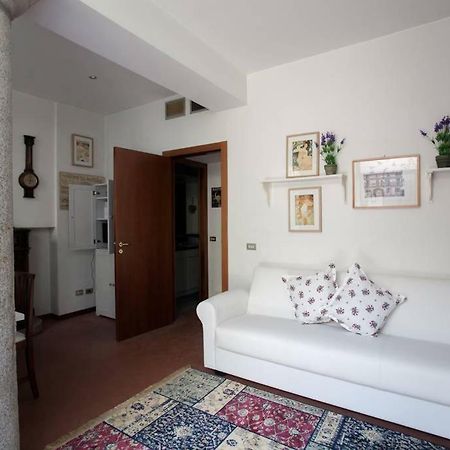 Charming Navigli Apartment Milano Ngoại thất bức ảnh