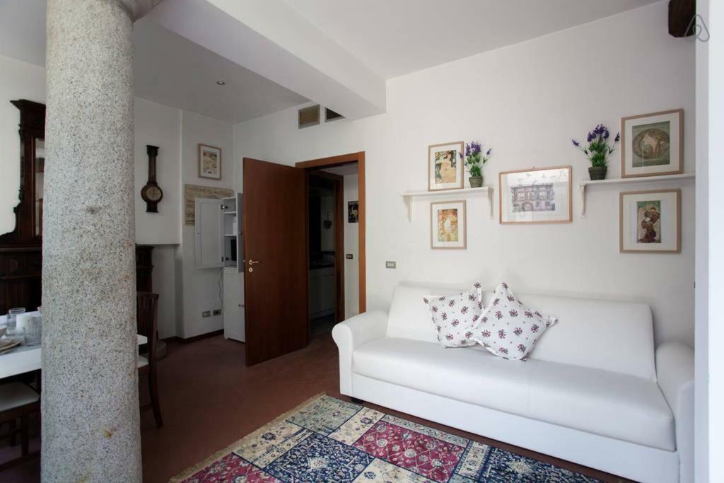 Charming Navigli Apartment Milano Ngoại thất bức ảnh
